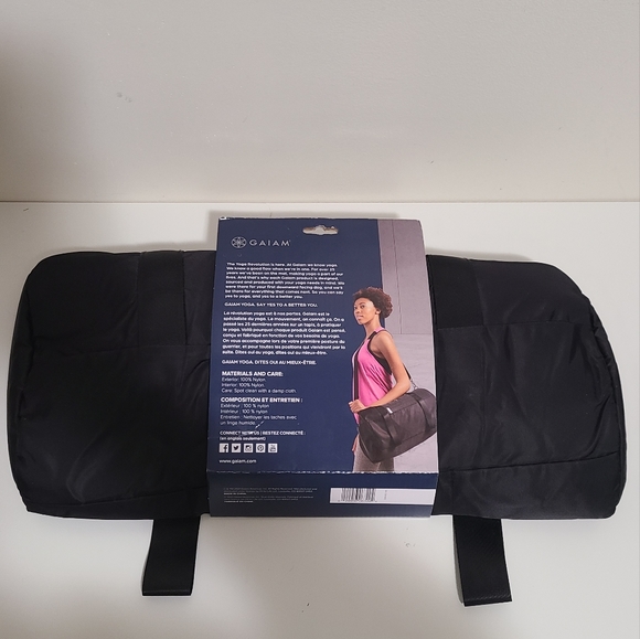 GAIAM Classic Duffel Bag - Picture 6 of 6